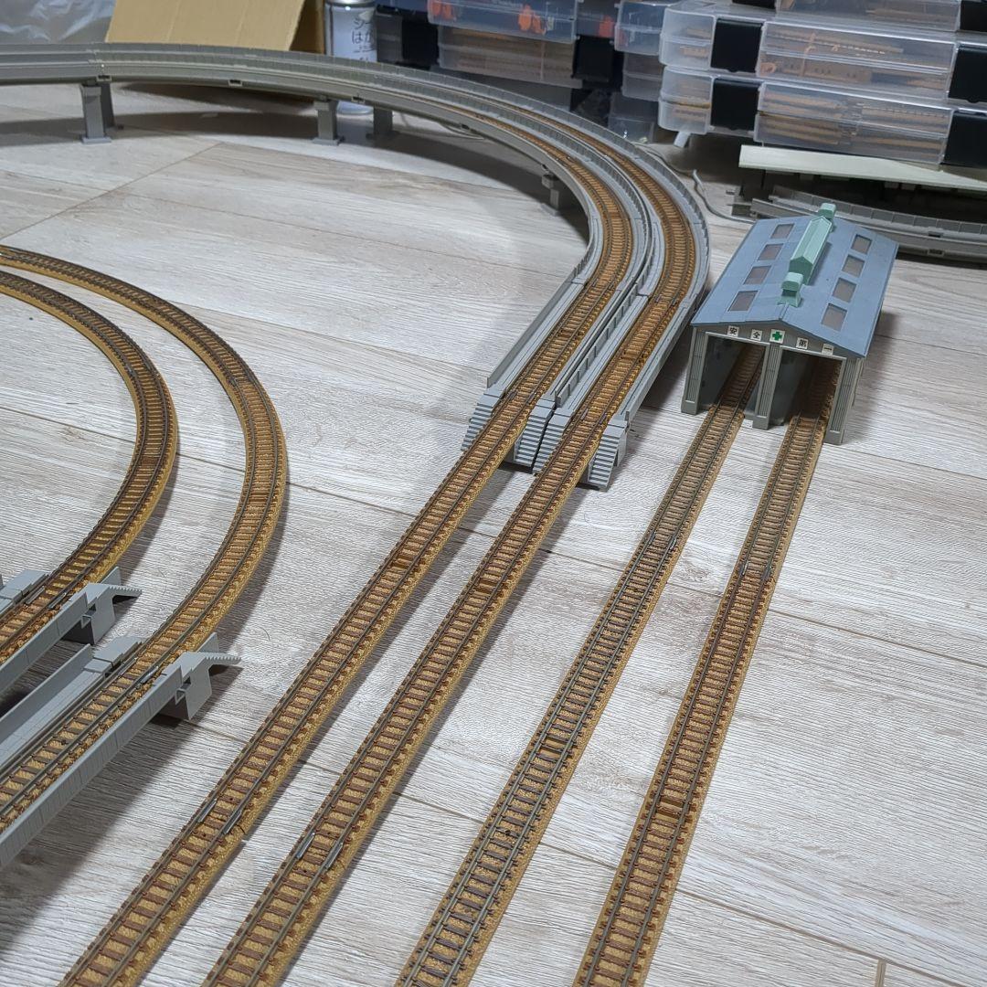 値下　TOMIX　複線立体交差　ポイントレールセット　機関車庫付