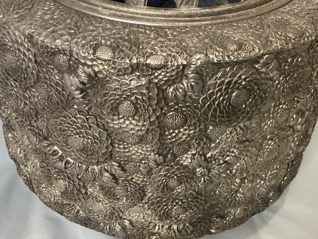 香炉 菊華 花紋様彫刻 銅香炉 佐野 宏采造　高岡銅器　金属工芸品