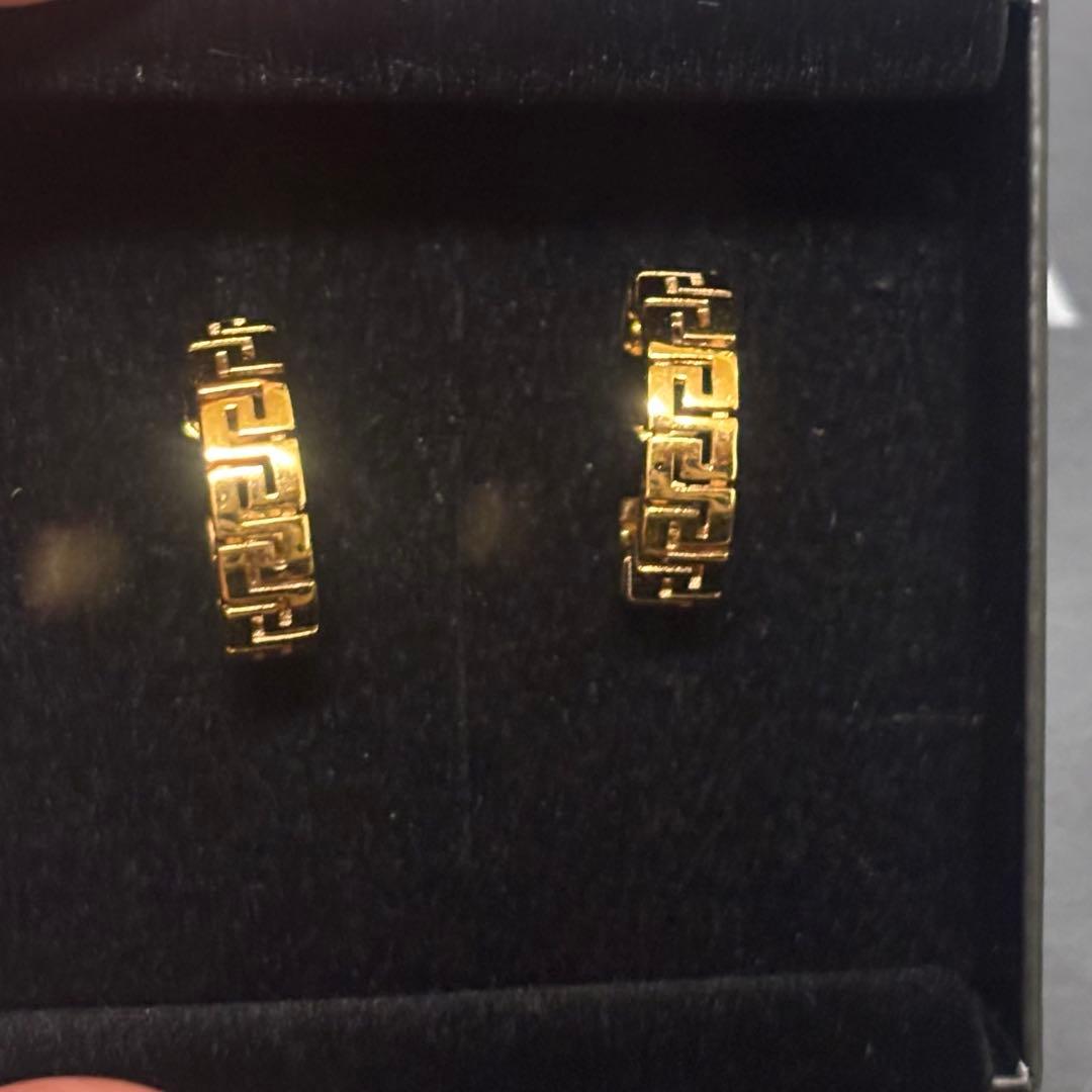 ［男女兼用／ユニセックス］Versace グレカフープピアス