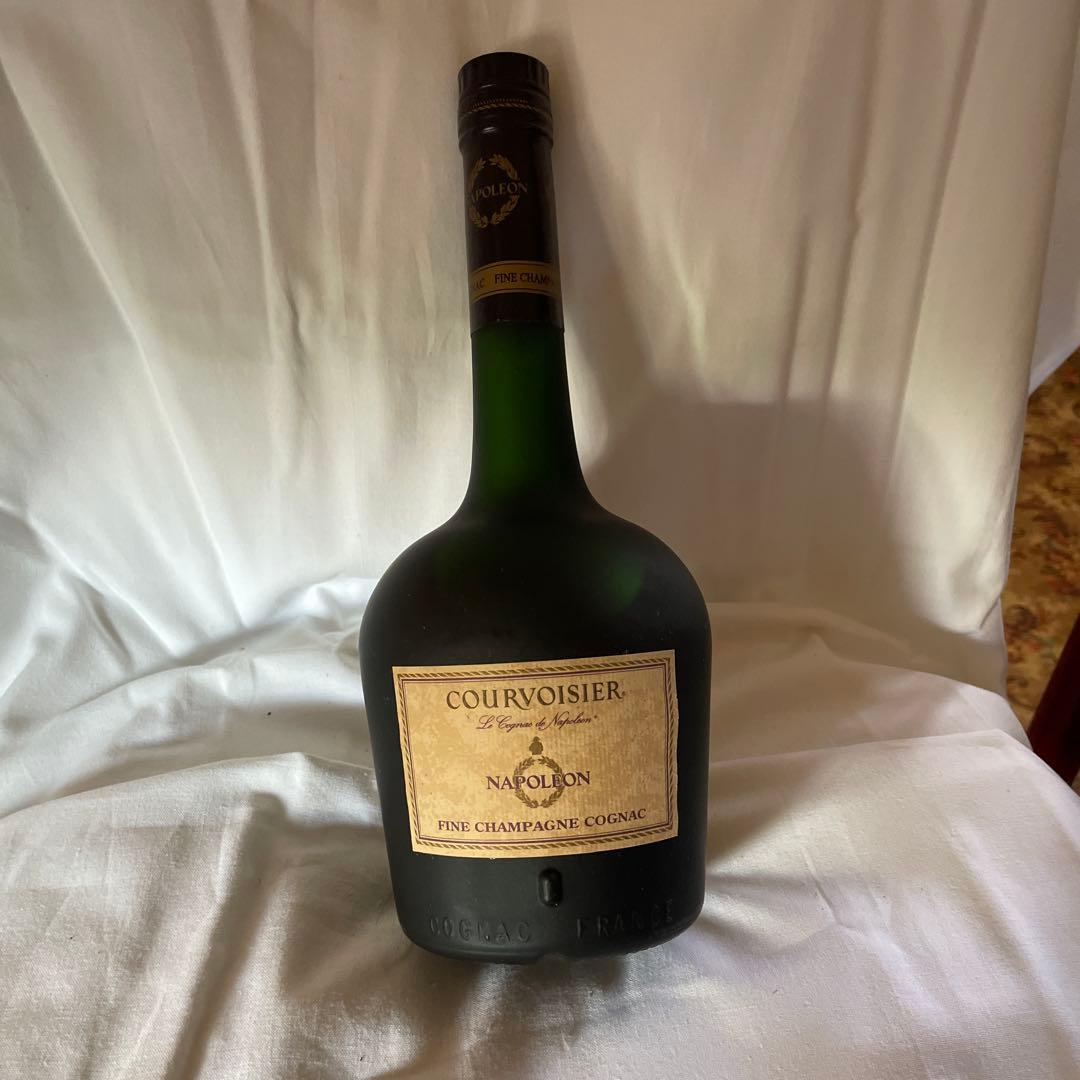 COURVOISIER NAPOLEON コニャック 700ml