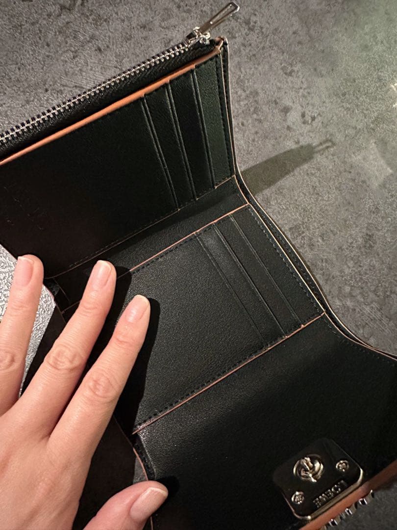 LOEWE 折り財布 黒