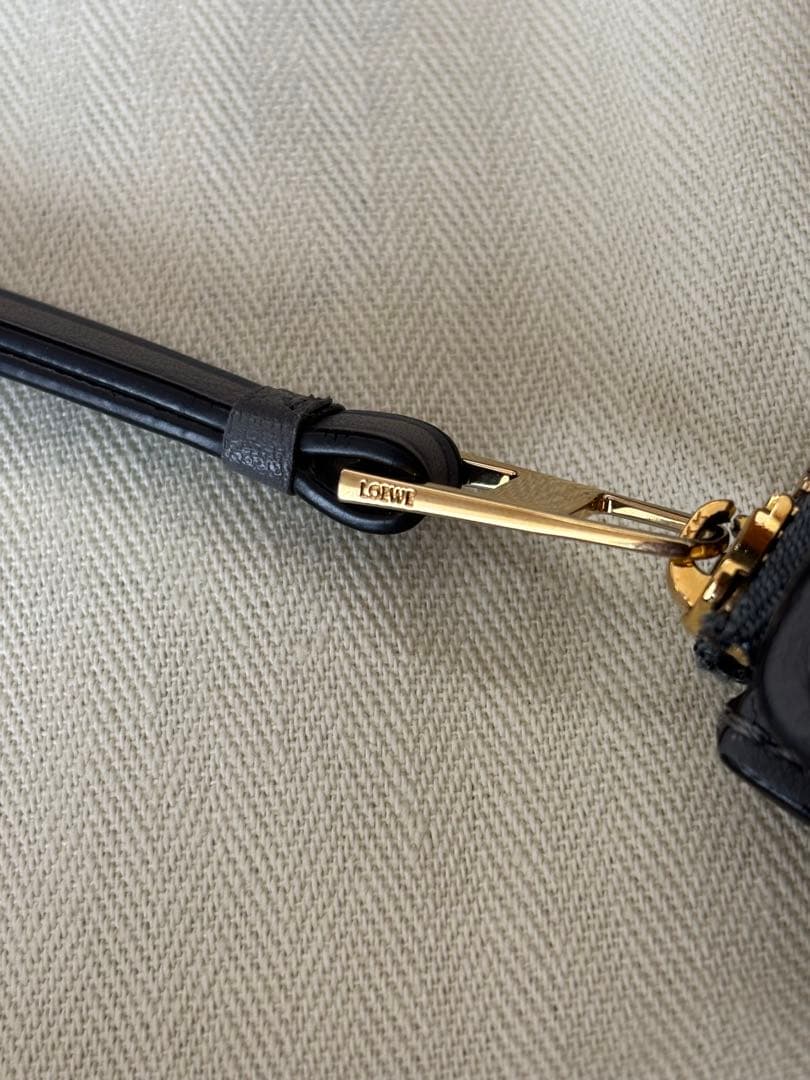 パズル 美品 スリムコンパクト ジップウォレット LOEVE ロエベ 付属品完備