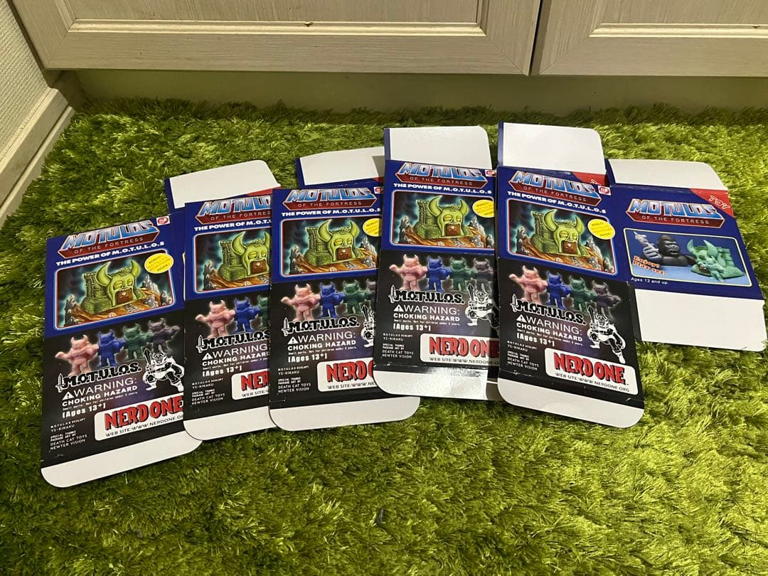 MOTULOS モツロス モツロス城 NERD ONE 消しゴム 塩ビ ソフビ