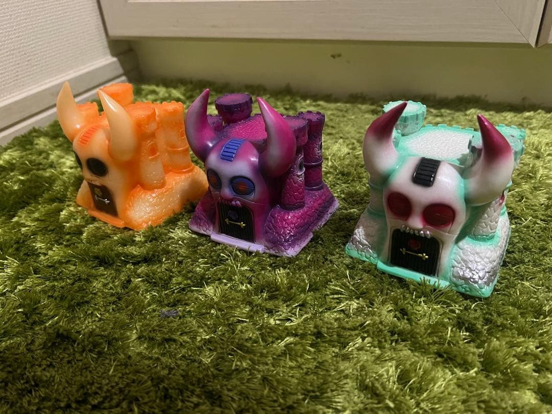 MOTULOS モツロス モツロス城 NERD ONE 消しゴム 塩ビ ソフビ