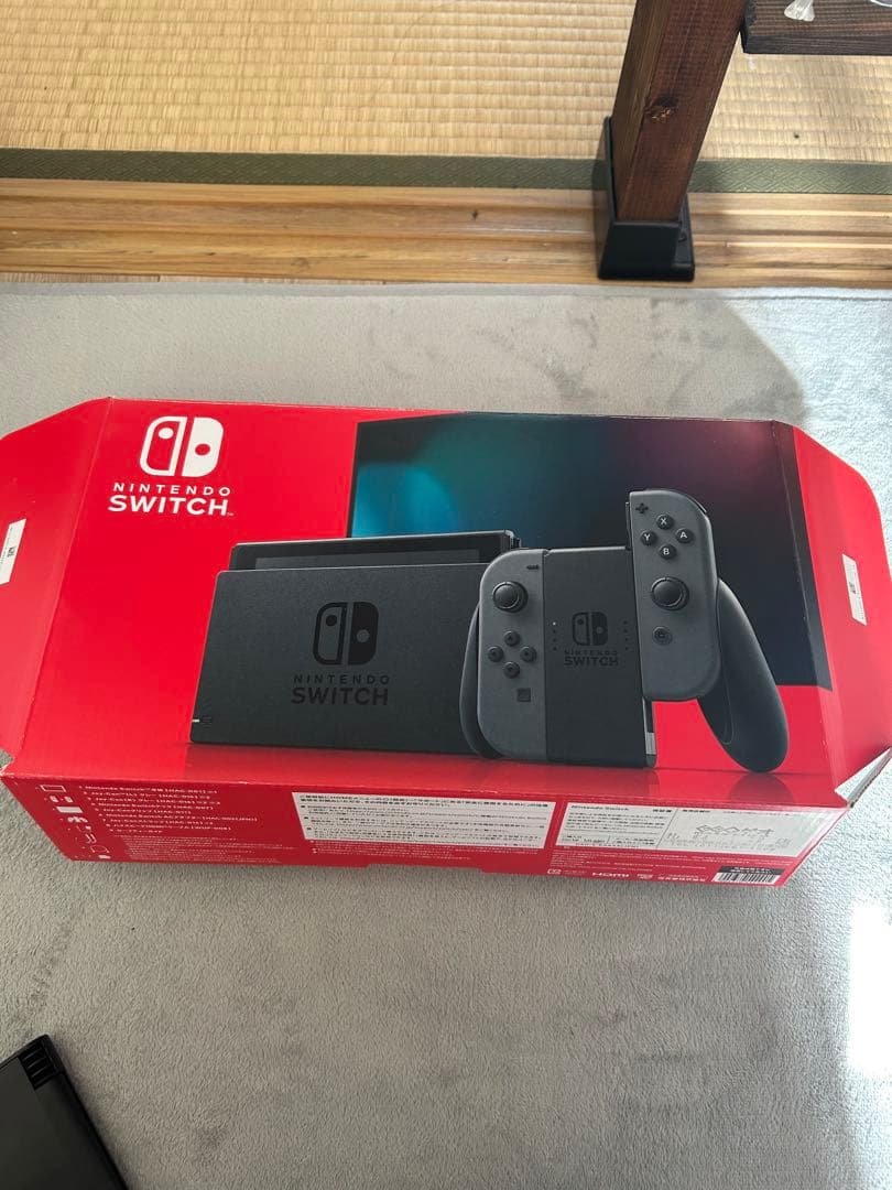 Nintendo Switchブラック SDカード　ケース　保護フィルム一枚付き