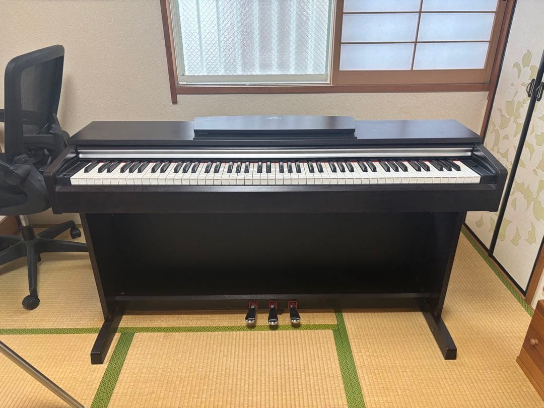 【田中】Yamaha Arlus 電子ピアノ 黒 3ペダル