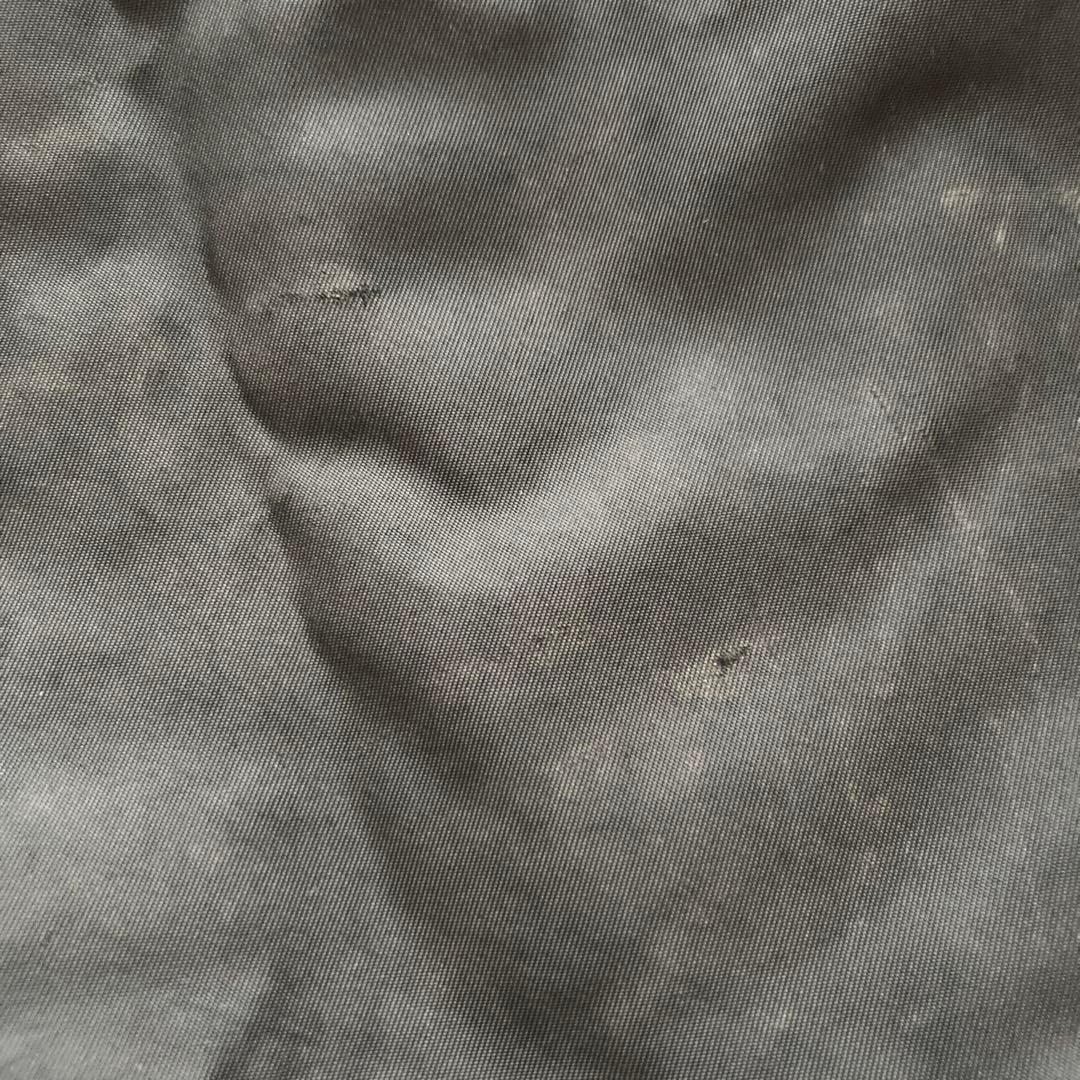 プラダのトートバッグ　難あり