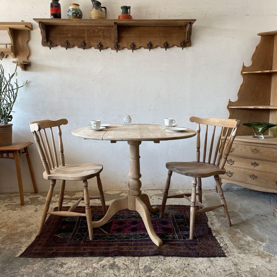 ビンテージ　ドロップリーフラウンドダイニングテーブル　 剥離