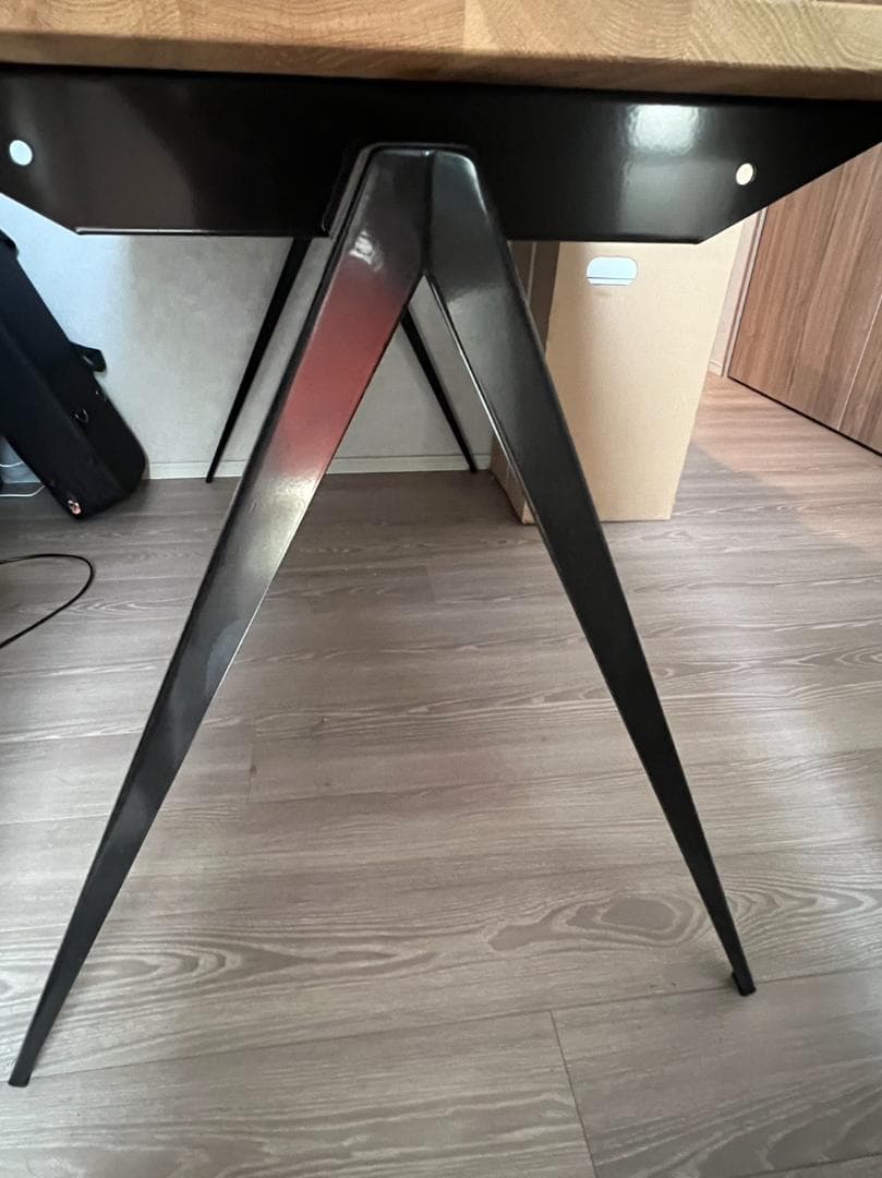 Galvanitas　ガルファニタス Model TD.4 Table