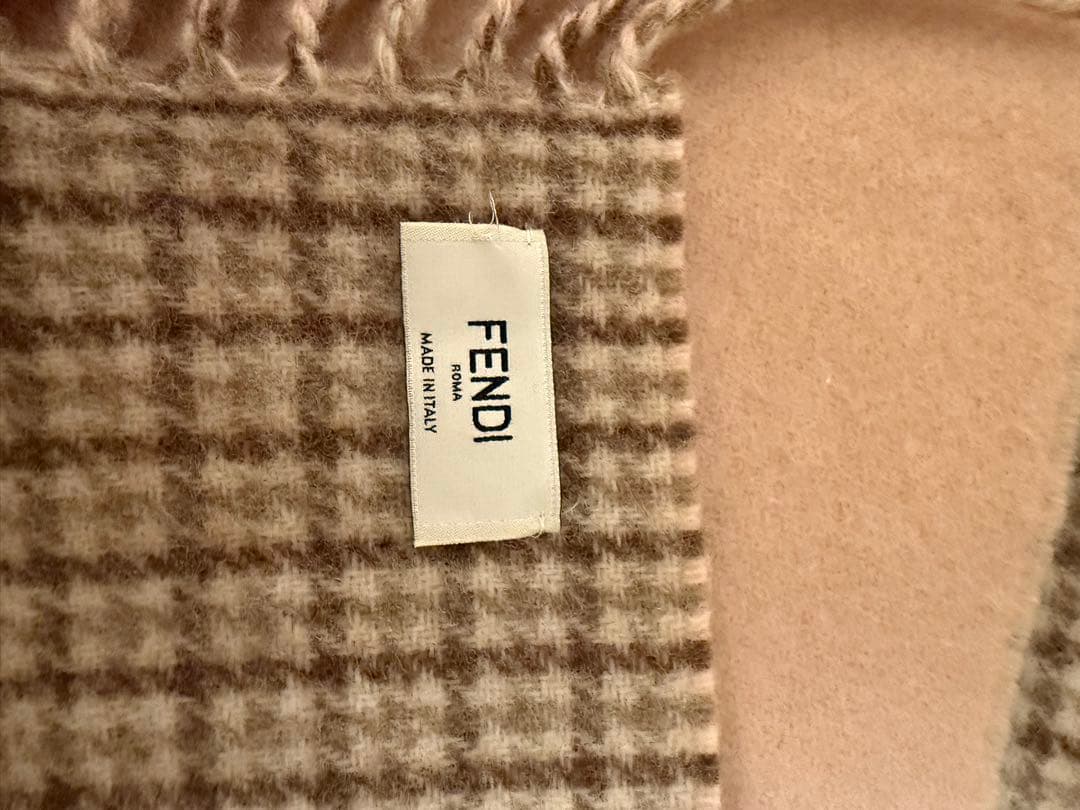 FENDI 大判 マフラー ストール ピンクベージュ 限定色