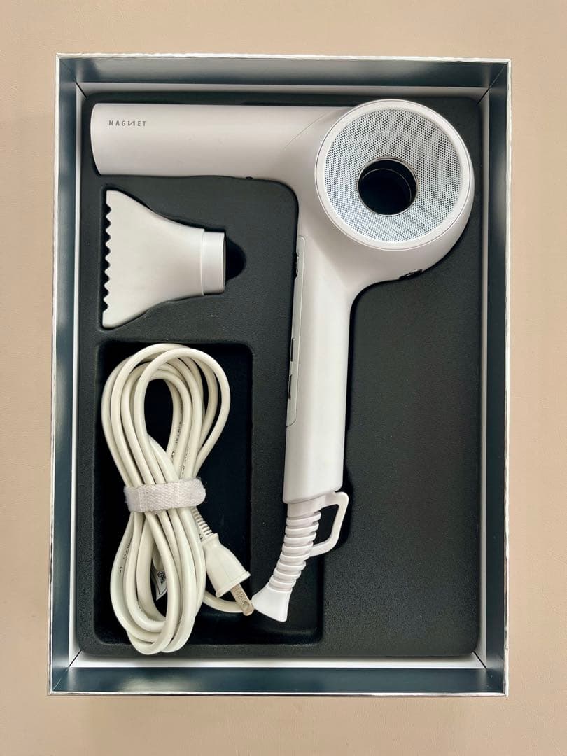 ※よっしー※ MAGNET ヘアプロドライヤーゼロプラス　ホワイト