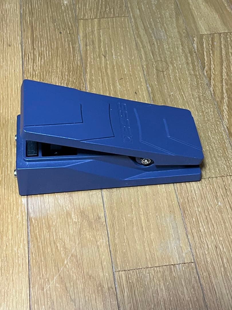 Boss ev-30 エクスプレッションペダル