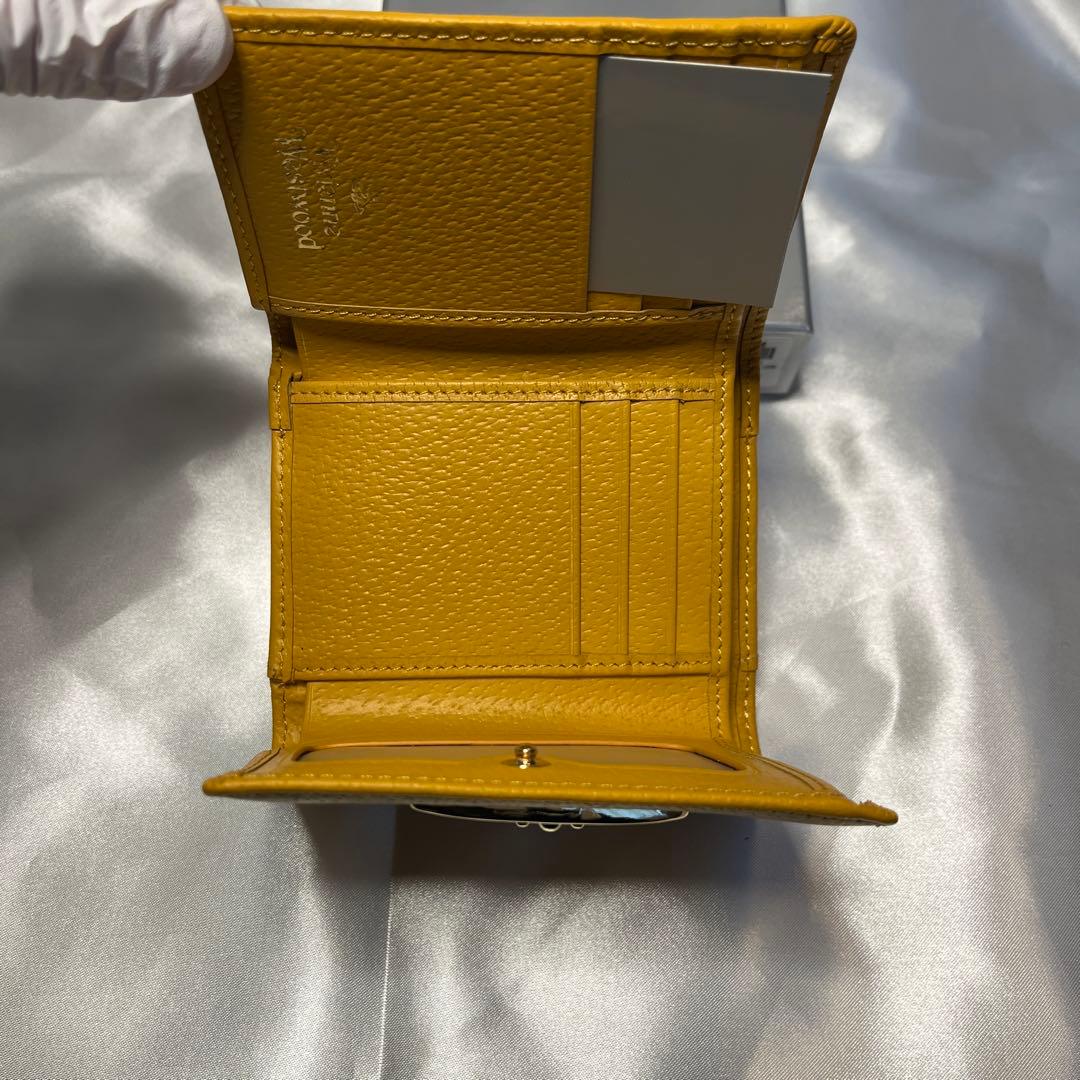 新品 Vivienne Westwood イエロー 三つ折り財布