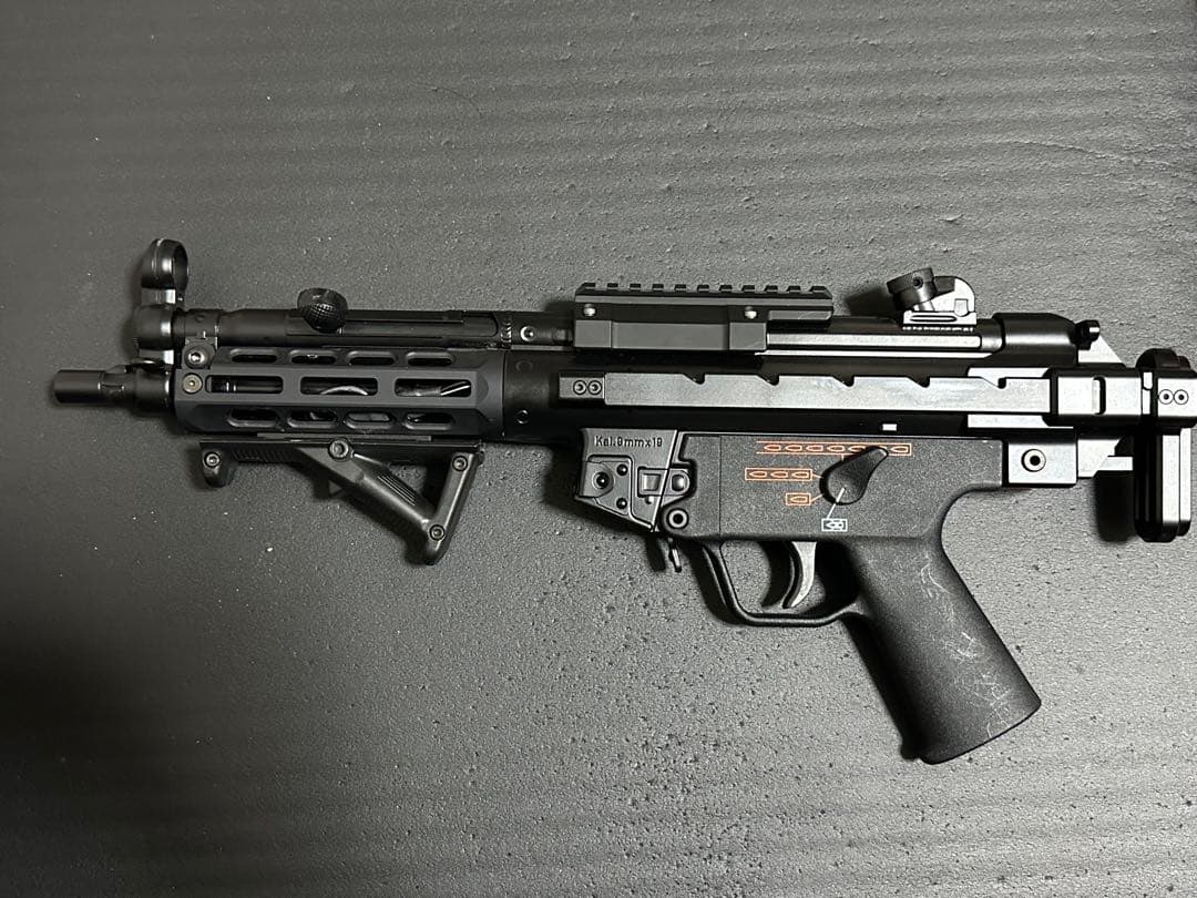 東京マルイ MP5 A5 次世代電動ガン【外装カスタム／中身はフルノーマル】