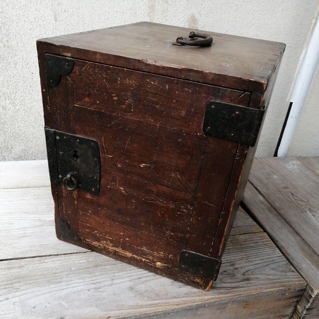 骨董　時代箪笥　船箪笥　手提げ金庫　木製　金具　アンティーク
