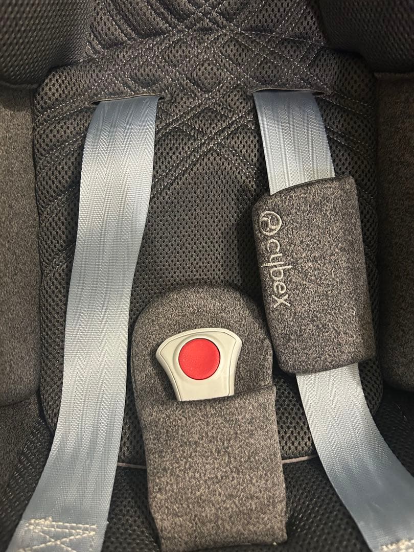 サイベックス　チャイルドシート　クラウドT i-size ベースT