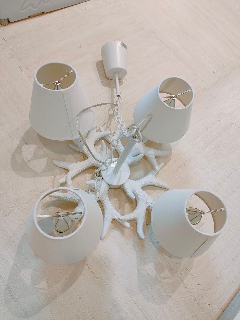 北欧 シャンデリア 吊り下げ照明 LED電球付き ホワイト Cantona