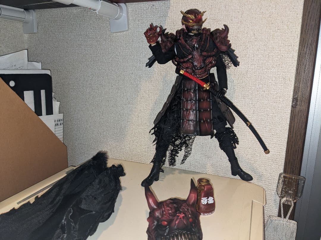 ART FUTURE 1/6フィギュア　鶴田夏樹