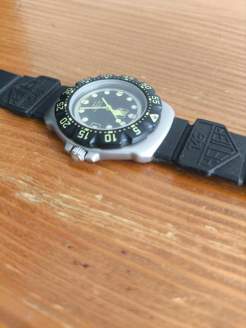 タグホイヤー 376.513 FORMULA1 ブラック イエロー 稼働品