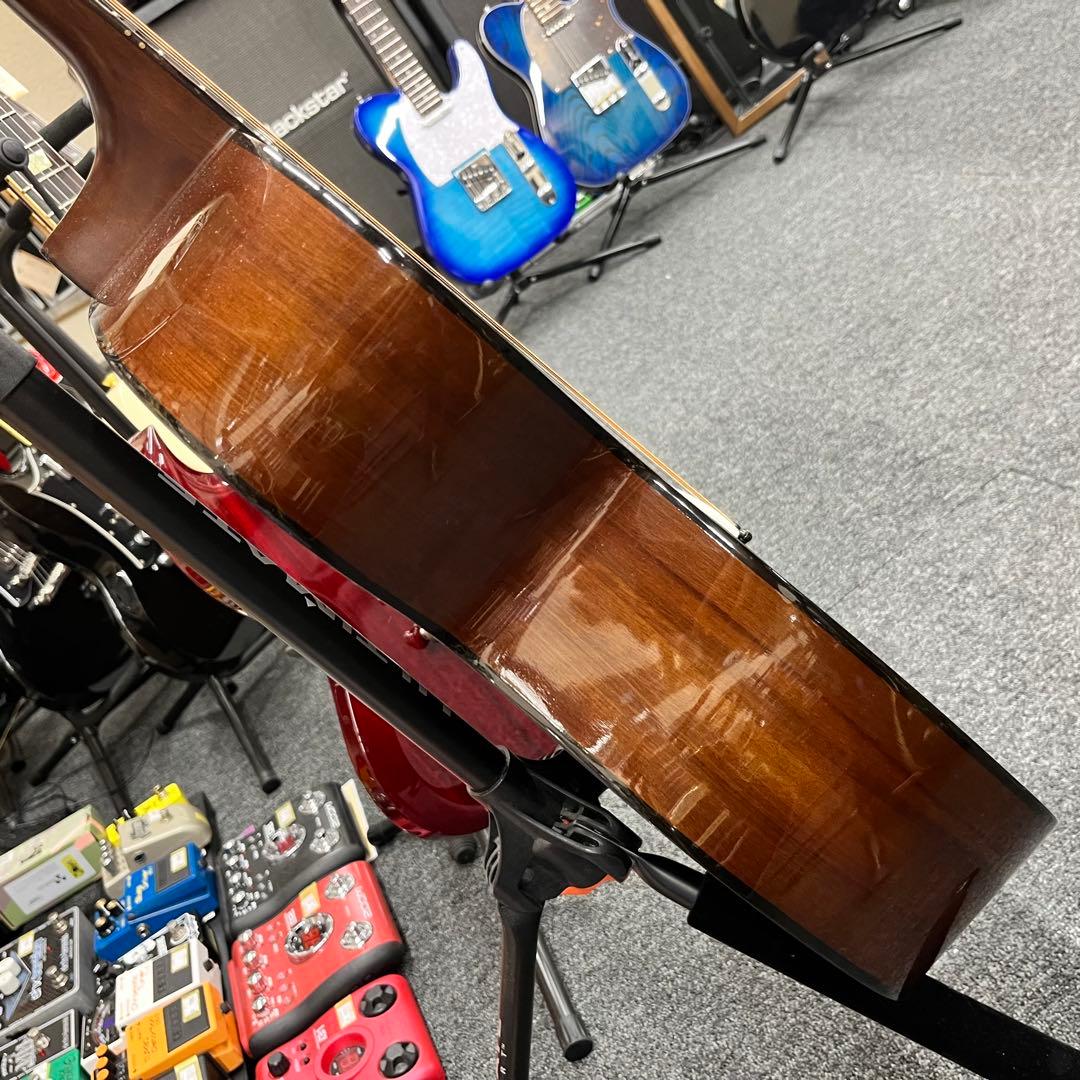 【11101】Fender acoustic AVALON 2