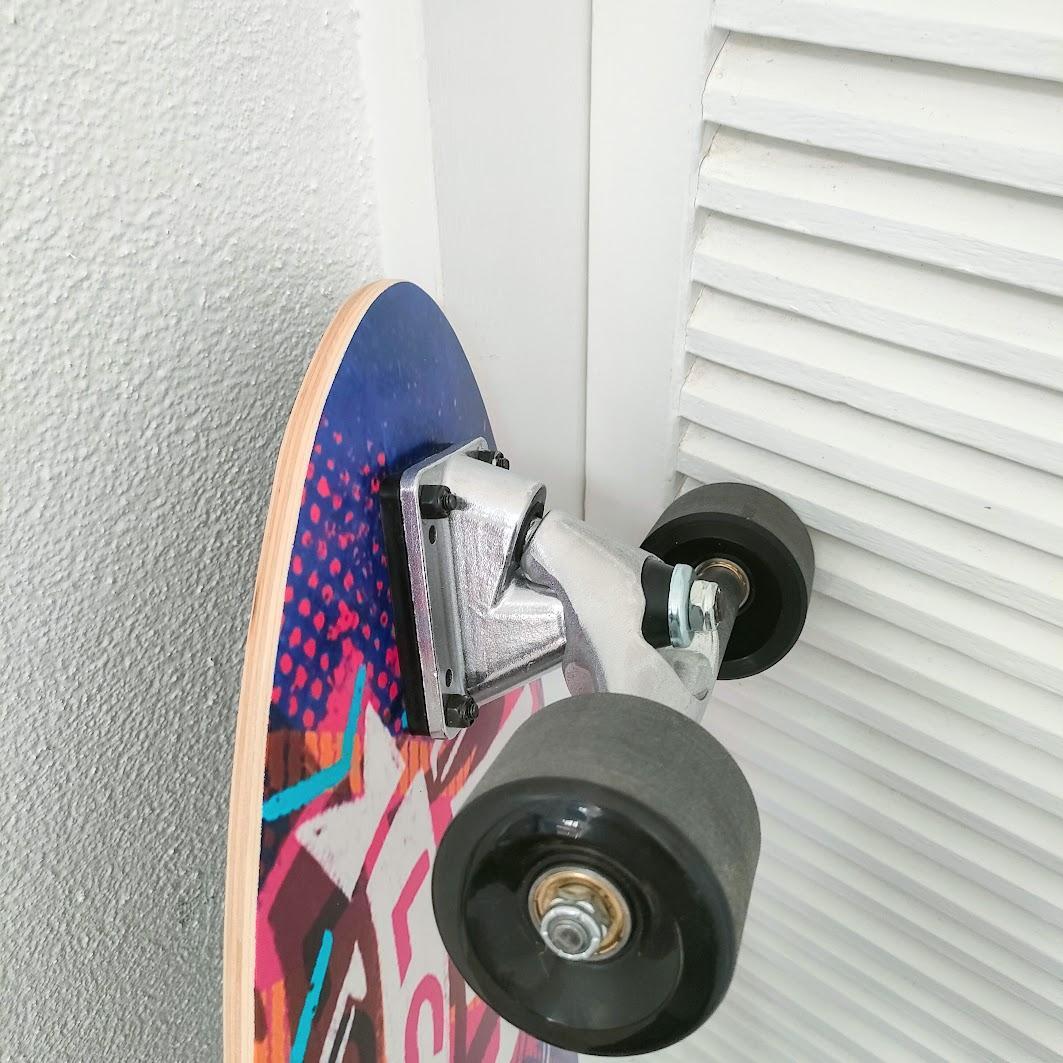 サーフスケートコンプリート カーバーCARVER CX4 ヤウYOW