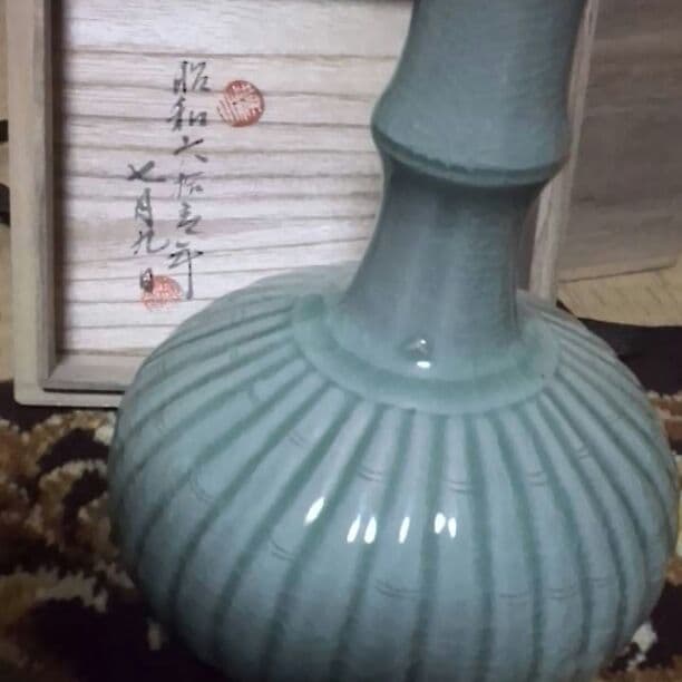 韓国陶芸　東谷　青磁　花瓶