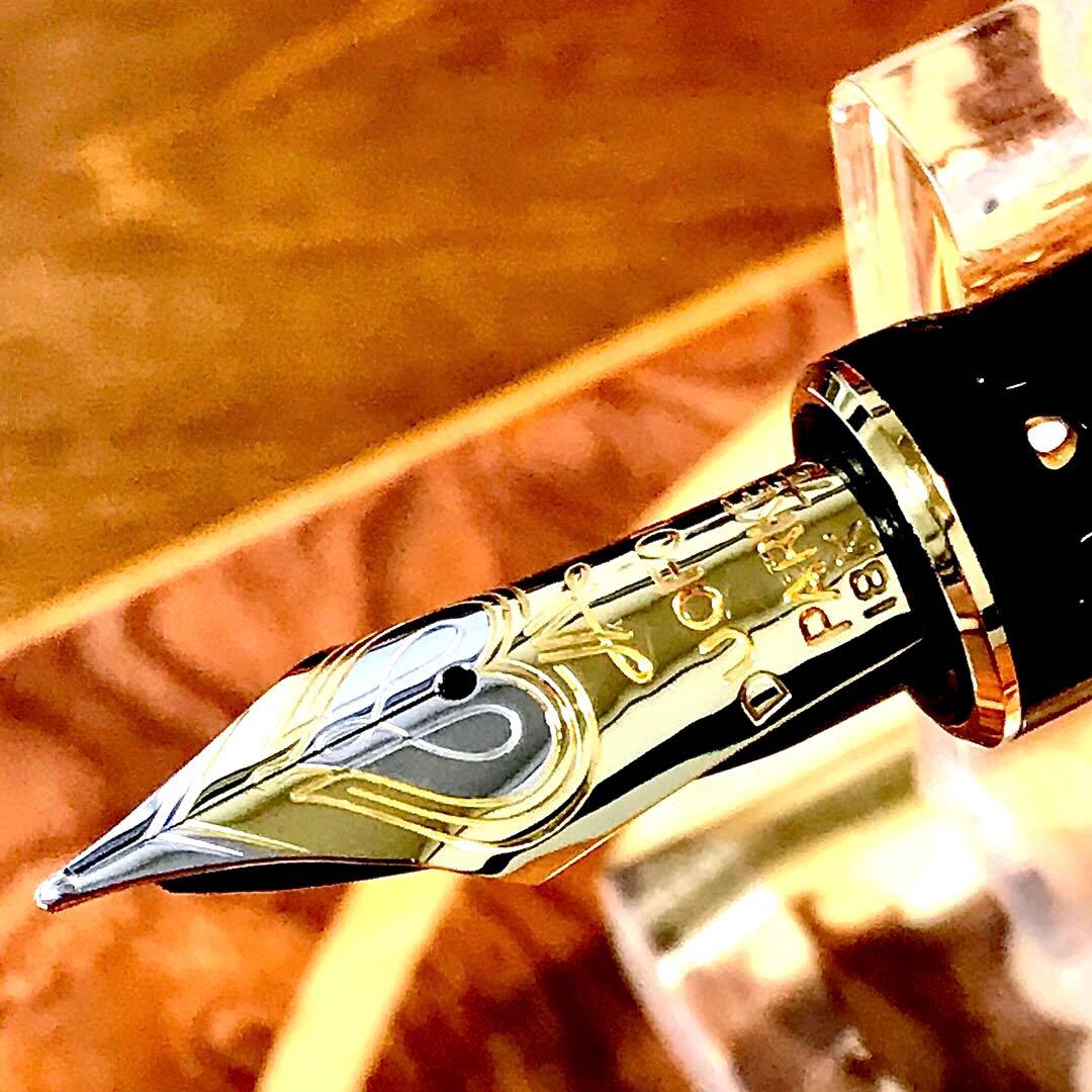 ☆ほぼ新品☆美しいパーカー万年筆デュオフォールドブラックセンテニアルGT(Ｆ)