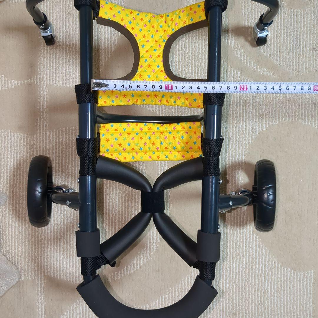 ワンちゃん4輪　リハビリ　食事補助　犬用車椅子　トイプードル等　犬の歩行器