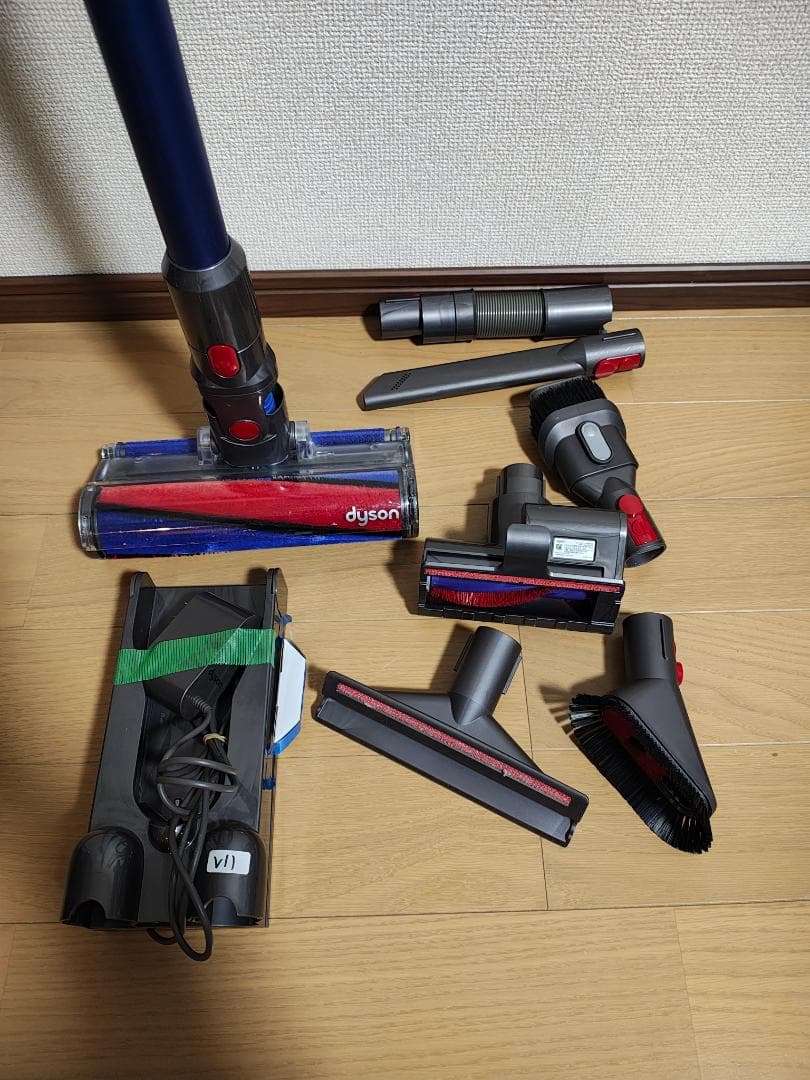 ダイソン★コードレス掃除機★V11★ＳV14★バッテリー新品と大差なし★5
