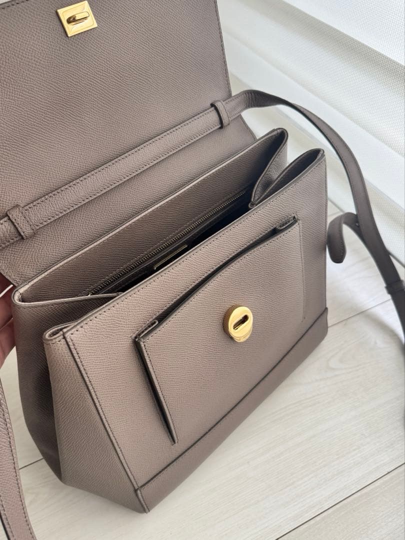 値下げ可★フェラガモ2wayハンドバッグ★バンドゥ付