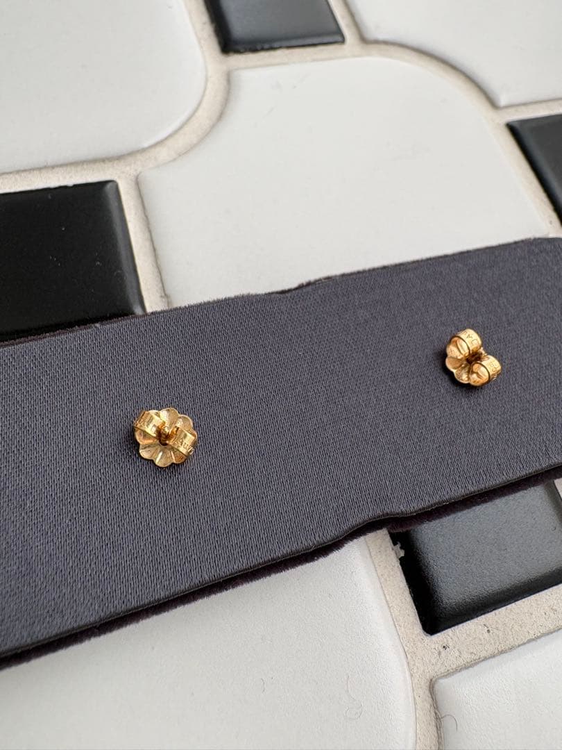 ティファニー　Tスマイル　ピアス