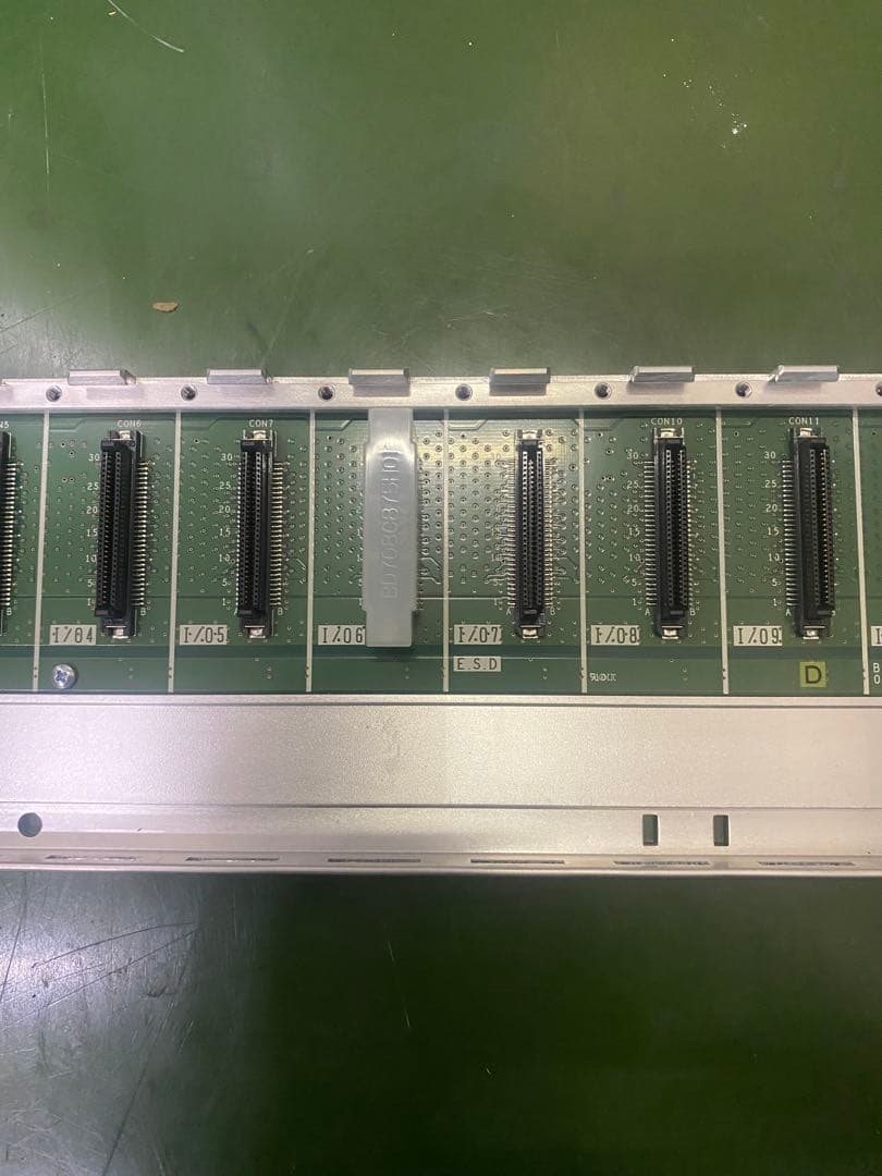 三菱電機　Q612B ベースユニット