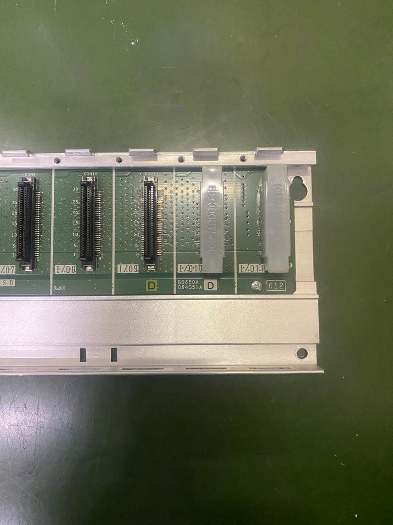 三菱電機　Q612B ベースユニット