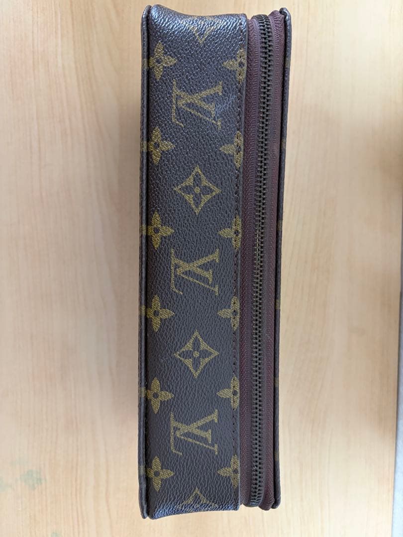 LOUIS VUITTON ルイヴィトン　ティッシュケース