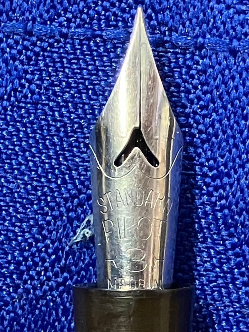 g*n様 万年筆　パイロット　セルロイド　ビンテージ　吸引式