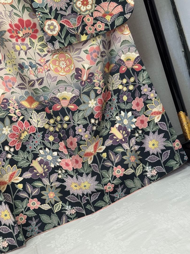 [美品] 振袖　正絹　縮緬　成人式　灰色　グレー　礼装　結婚式　高身長　パステル