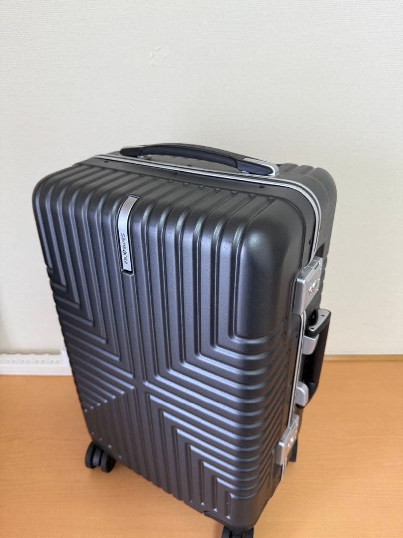 スーツケース サムソナイト スピナー 55/20