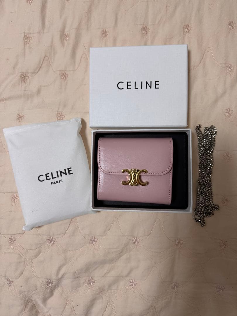CELINE ピンク 三つ折り財布 チェーン付き