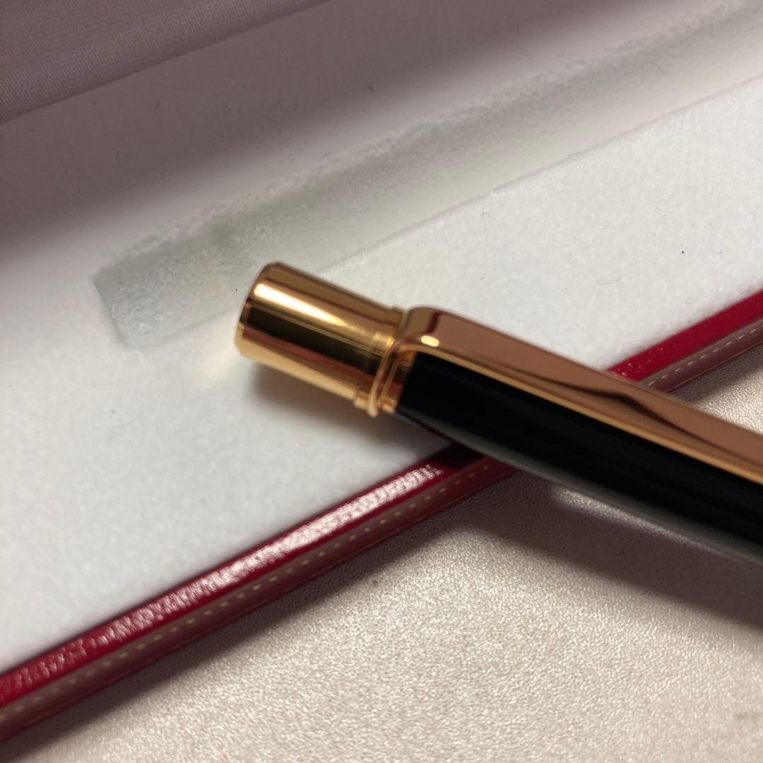 カルティエ★ Cartierボールペン　マストドゥ ツイスト式　黒色　金色