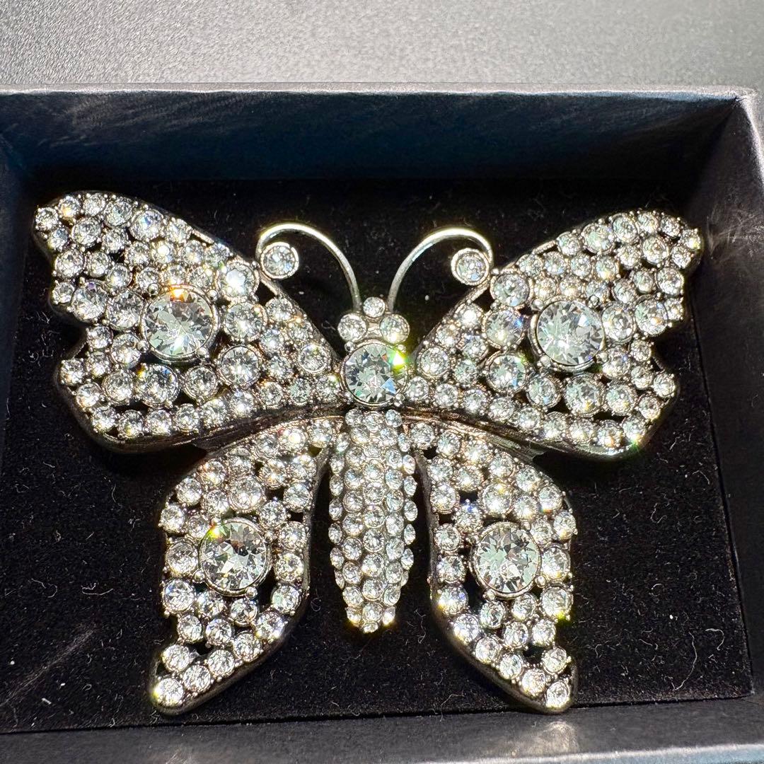 極美品✨グッチ ブローチ ラインストーン バタフライ 大ぶり シルバー