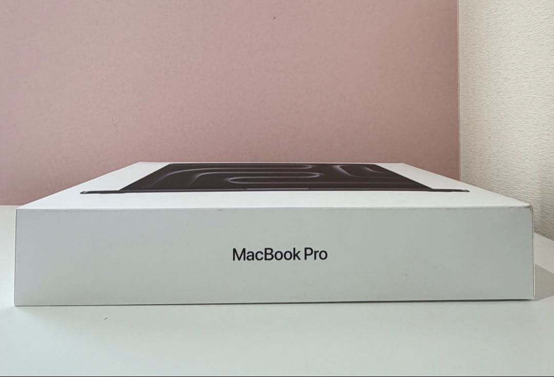 新品未開封　Apple MacBook Pro 14 (M5/16GB/1TB)