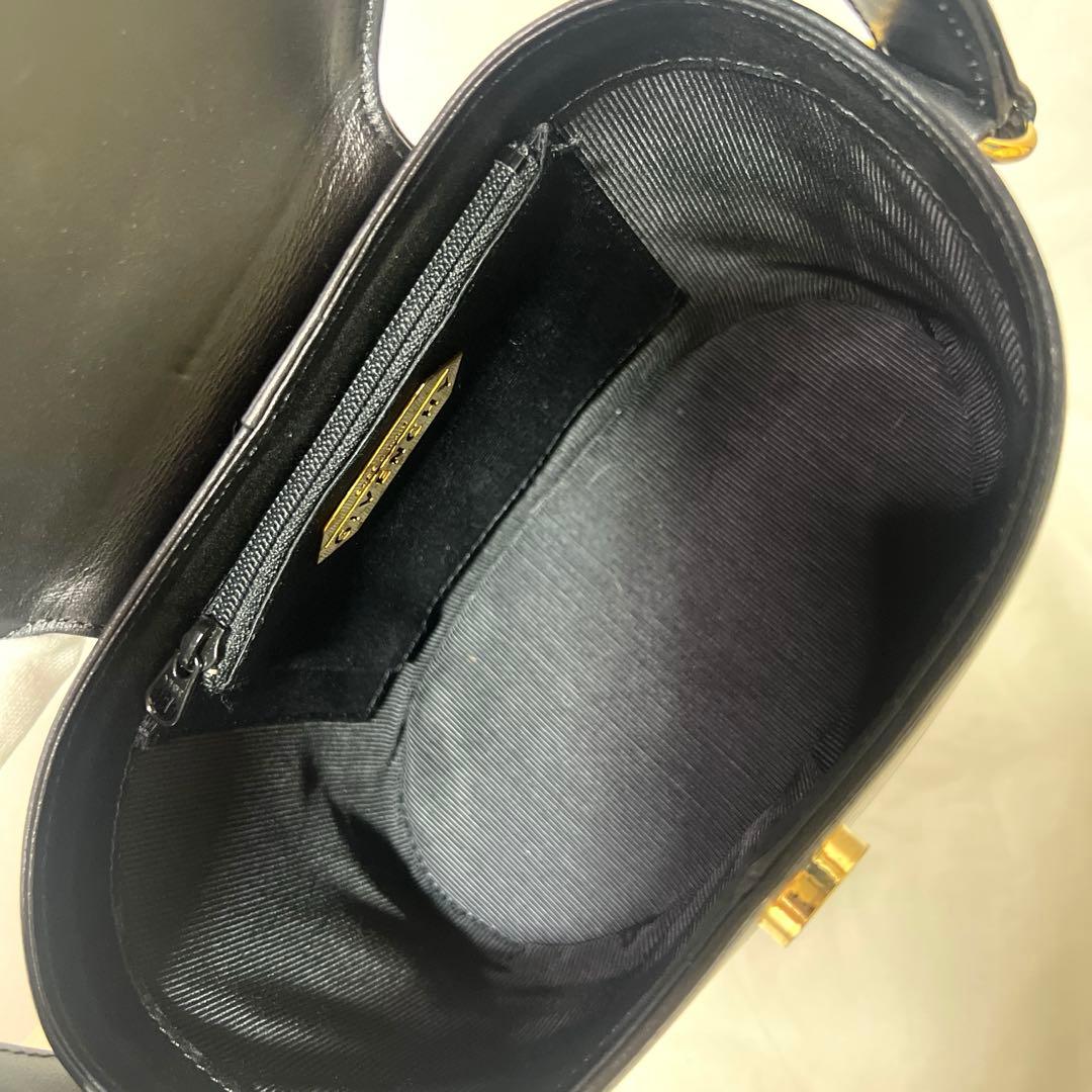 GIVENCHY バニティバッグ ブラック 未使用保管品