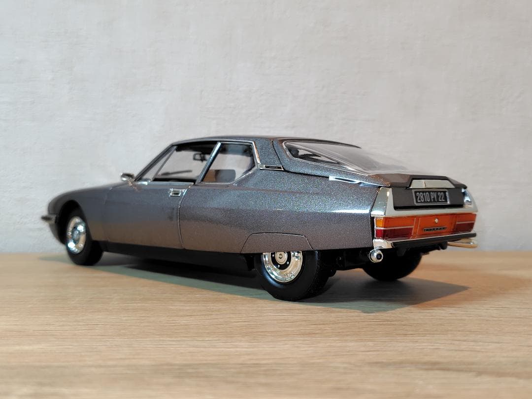 1/18 NOREV (ノレブ) CITROEN (シトロエン) SM