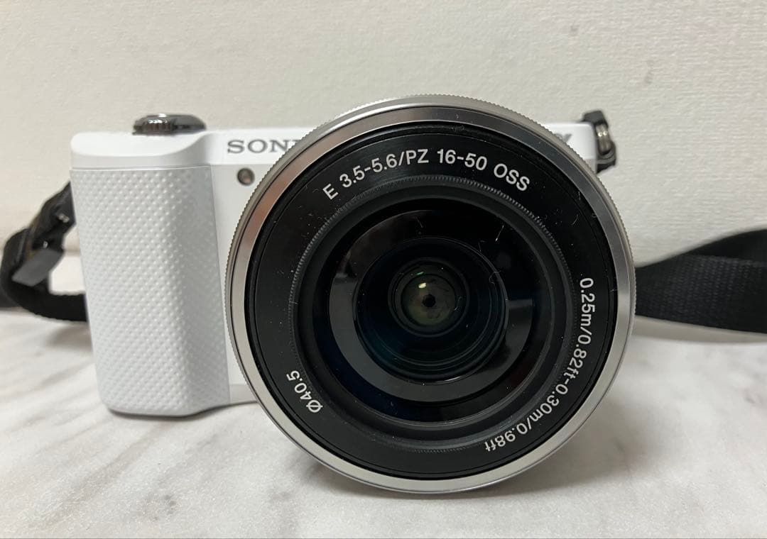 シャッターOK★SONY　デジタル一眼レフデジタルカメラ　ILCE-5000