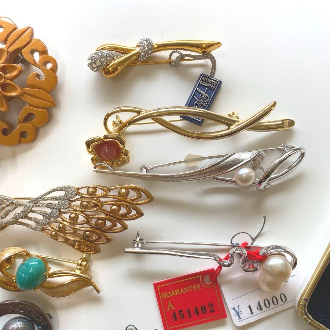 アクセサリー ブローチ まとめ売り 36点 ポーチ おまけ付き