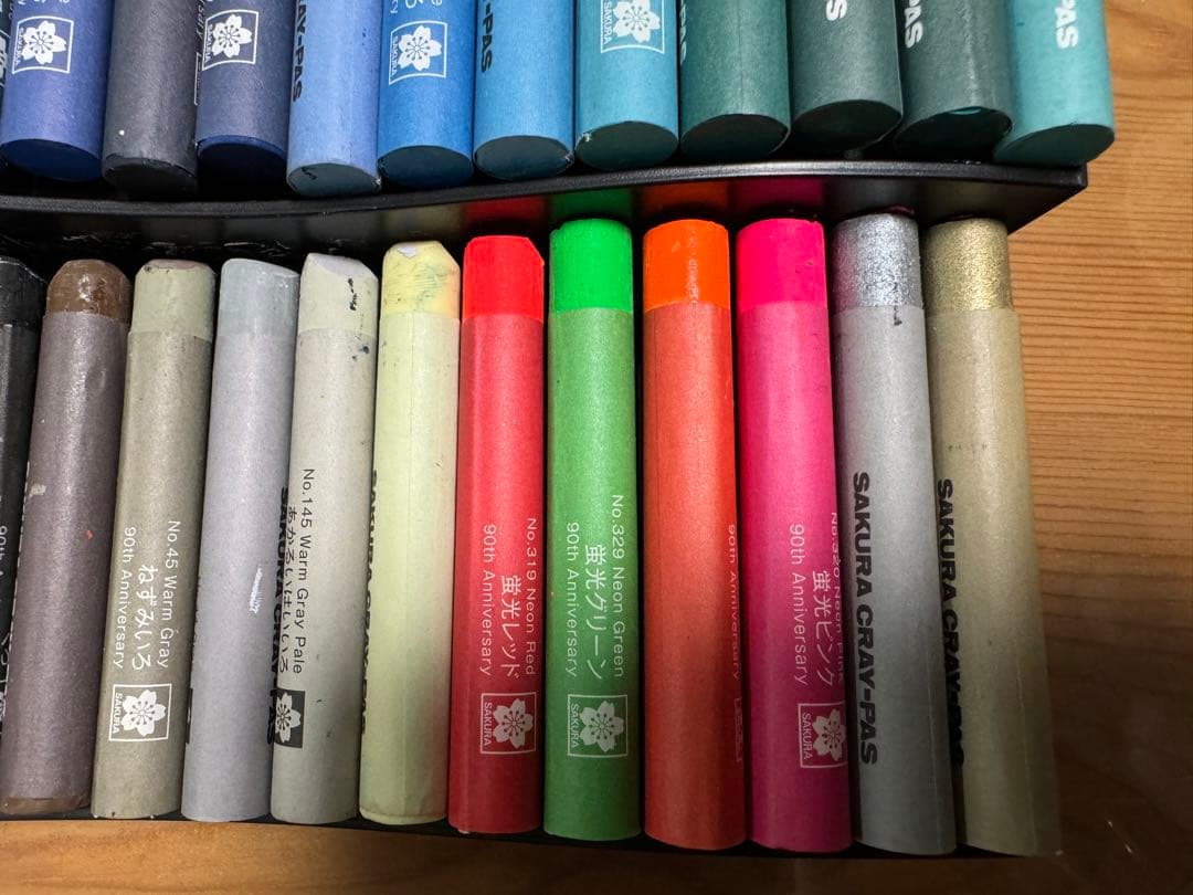 SAKURA クレパス90周年