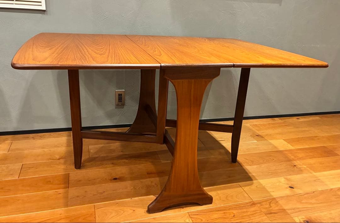 G-PLAN ヴィンテージ ゲートレッグ ダイニングテーブル バタフライテーブル