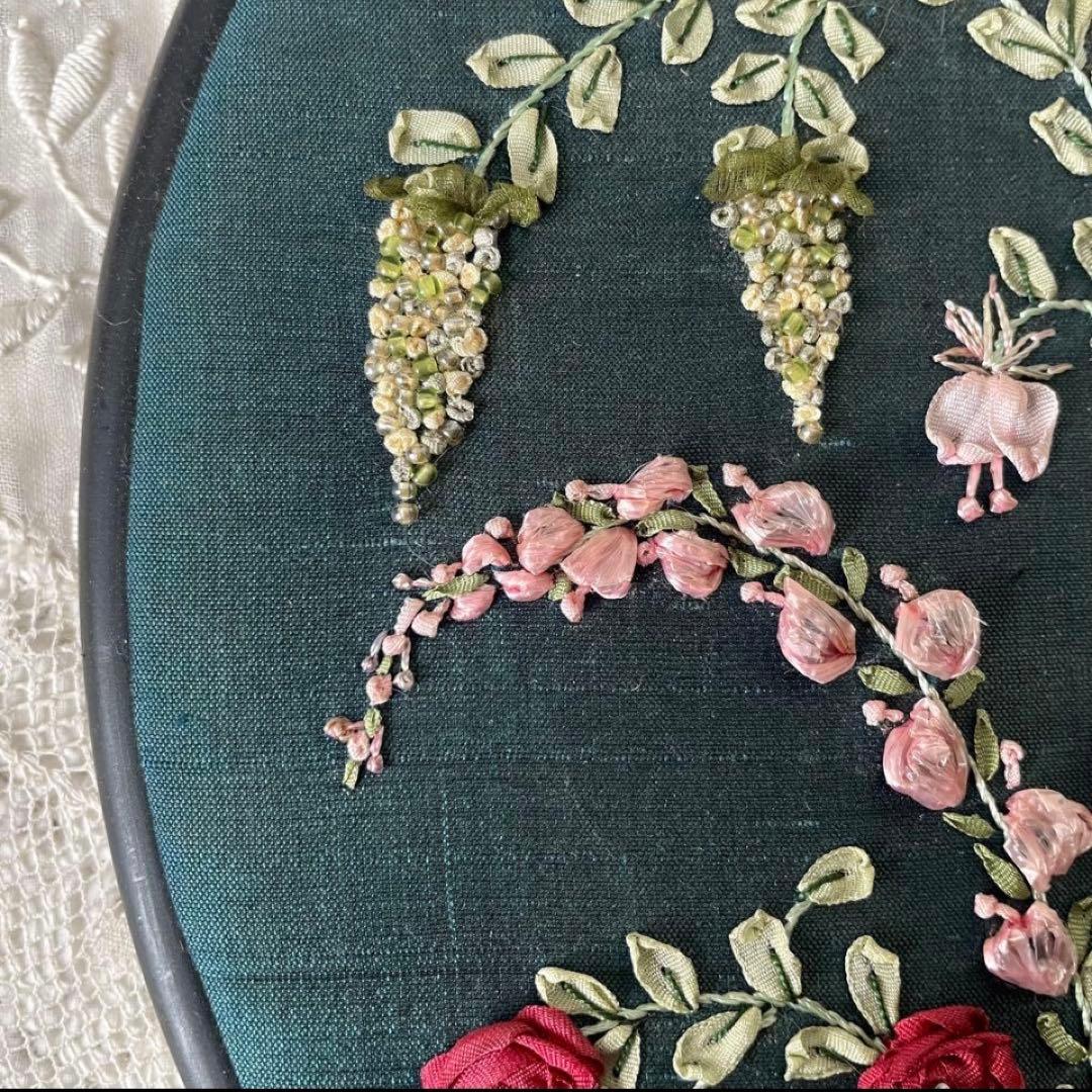 リボン刺繍オーバルフレーム　花　フランスアンティークヴィンテージ　メルスリー