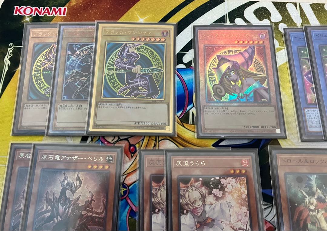 遊戯王　ブラマジ　構築済デッキ　スリーブ、デッキケース、未使用スリーブ45枚付