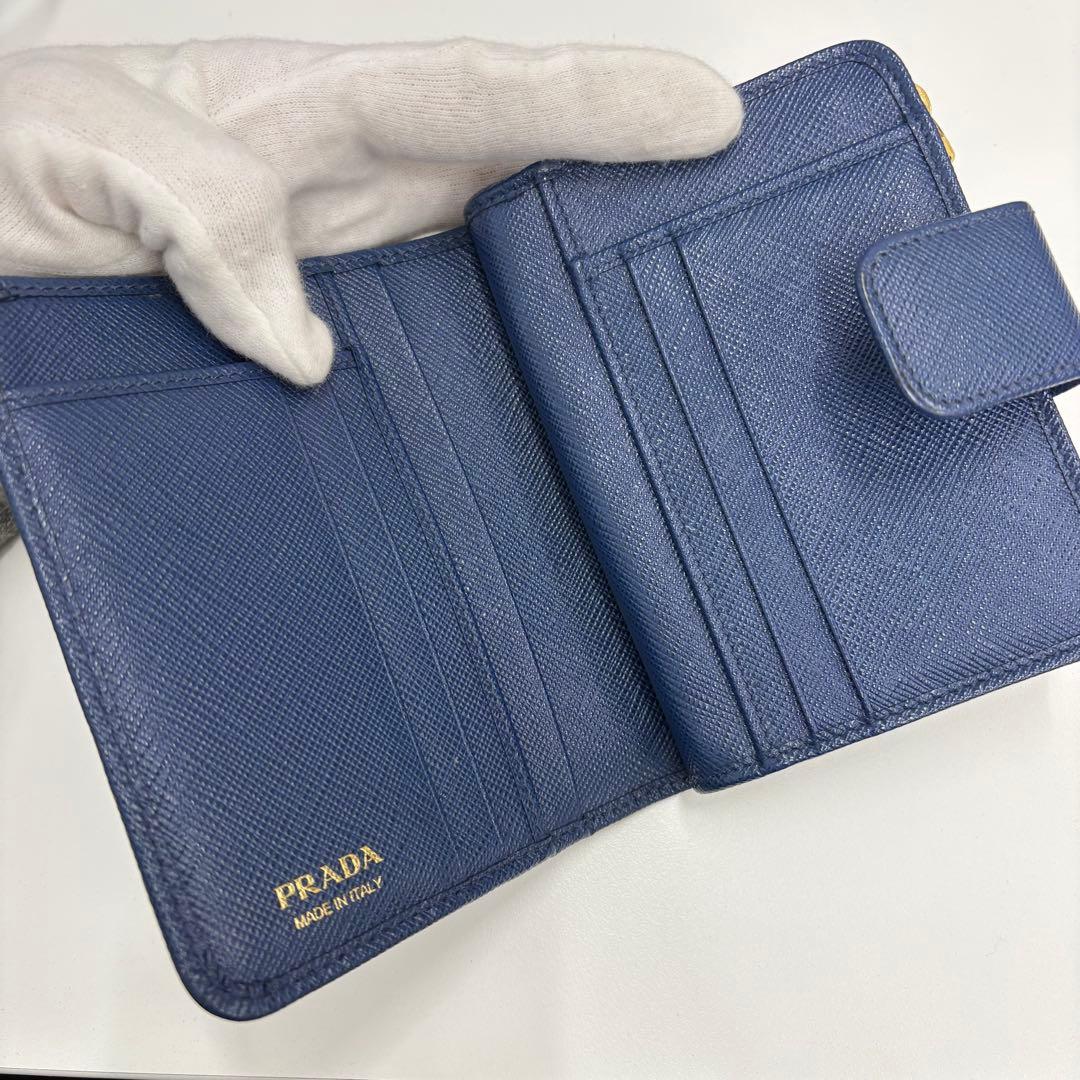 PRADA ネイビー 二つ折り財布　サフィアーノ